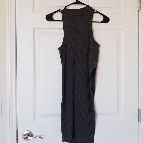 Express dress - Picture 4 of 9